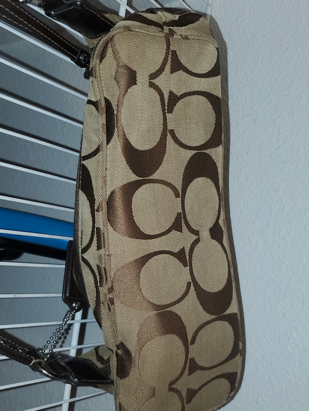 Coach handbag - Picture 3 of 8